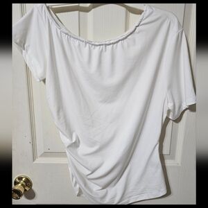 SHEIN curve asymmetrical neck solid tee